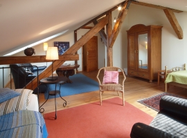 gr. Schlafzimmer mit zwei Einzelbetten Vorschau 9